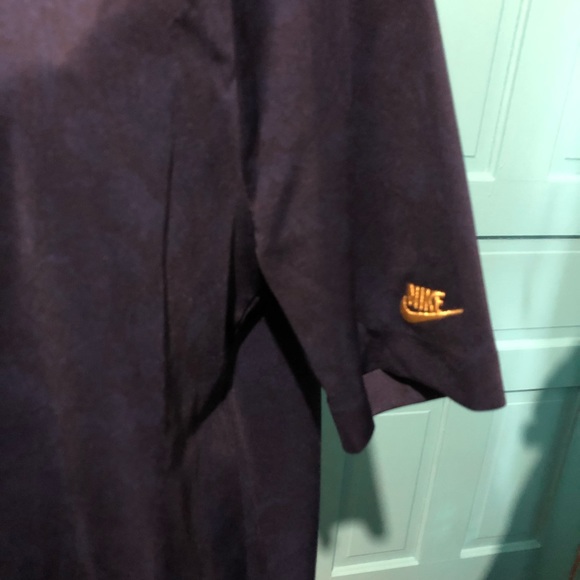 Nike “flower” top - Picture 2 of 5